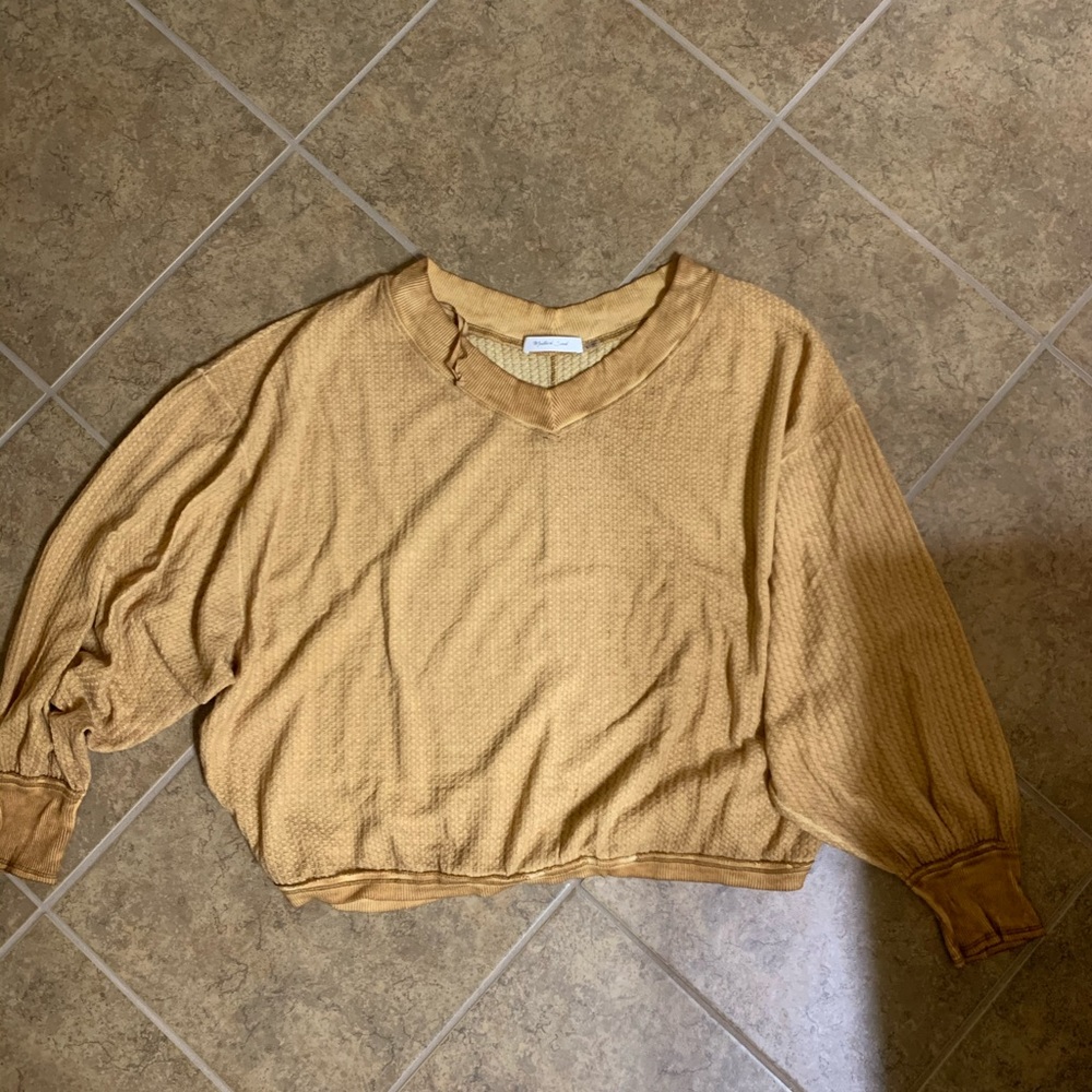Mustard love sleeve oversized top